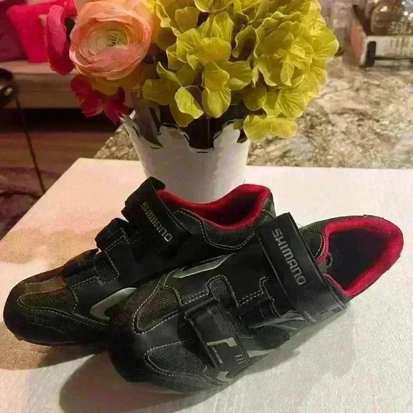 Shimano Spin Bike Shoes, US Size 7.5, EU Size 41 - Picture 2 of 9